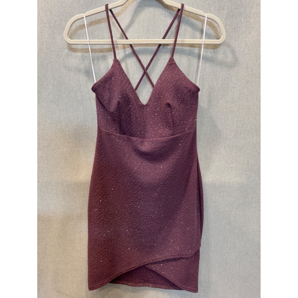 Windsor Burgundy Glitter Knit Cross Back Tulip Hem Mini Dress Medium LD9851JWD